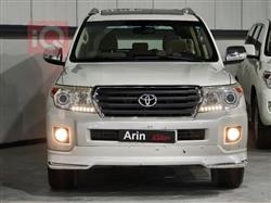 تۆیۆتا لاند کروزەر